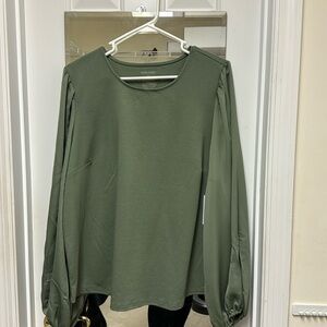 Nine West Top - NWT
